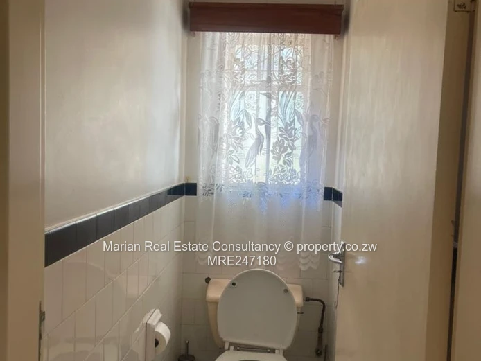  Newton West, 3 Bedroom Home  For Sale 