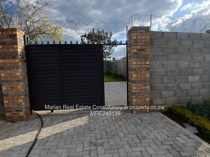 4-Bedroom Cottage, Matsheumhlope FOR RENT 