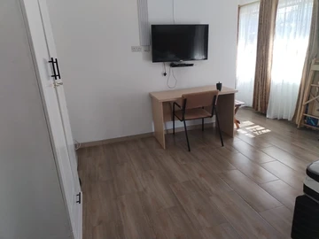 10 Bedroom House
