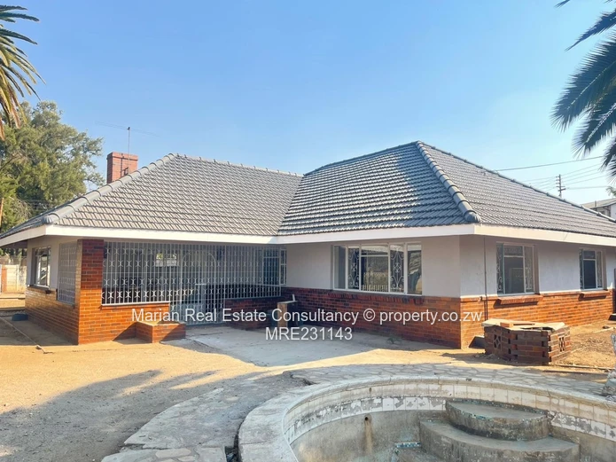 3 Bedroom House, Bradfield  For Rent