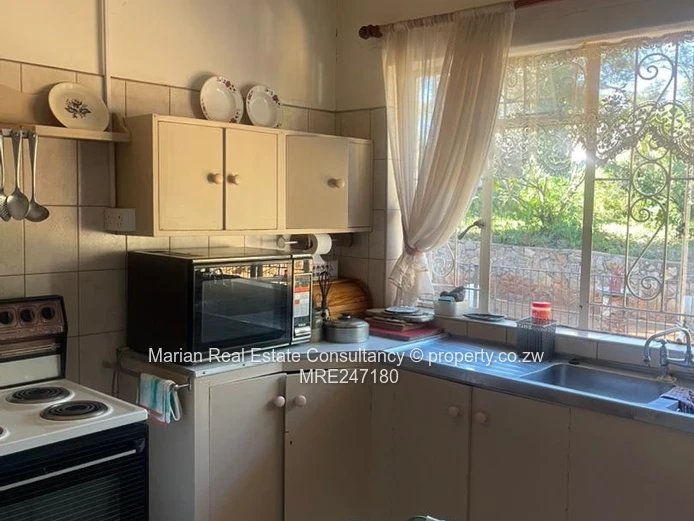  Newton West, 3 Bedroom Home  For Sale 
