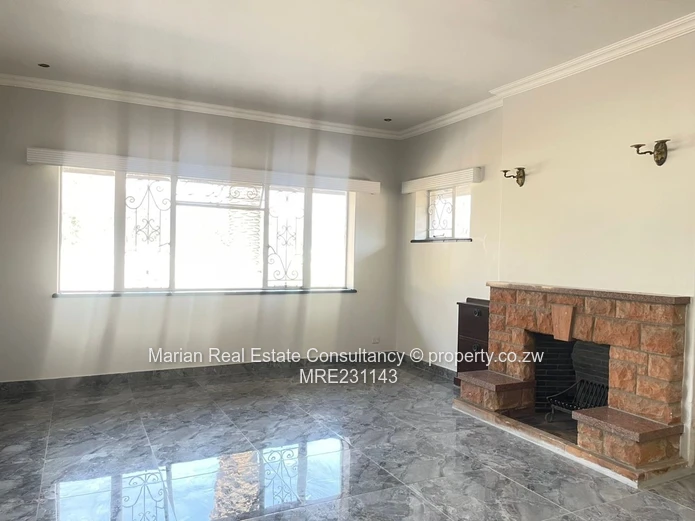 3 Bedroom House, Bradfield  For Rent