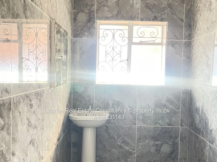 3 Bedroom House, Bradfield  For Rent