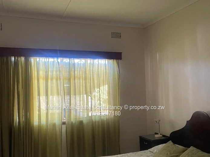  Newton West, 3 Bedroom Home  For Sale 